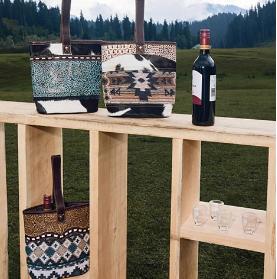 BAR GIFTS