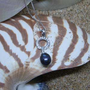 Shantelle Peacock Pearl Pendant